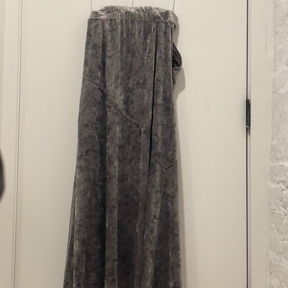 Velour Zip Panel Skirt - Picture 10 of 13